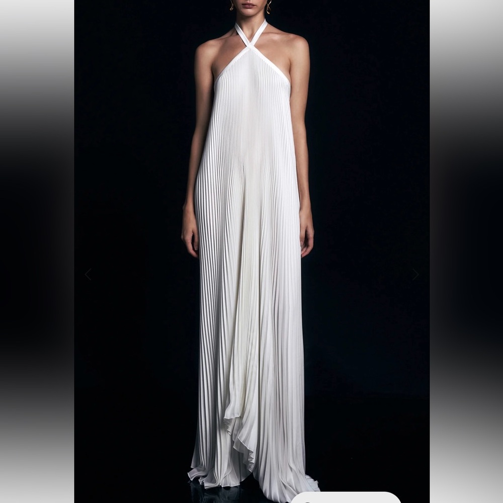 L’Idée Desse Gown in Ivory